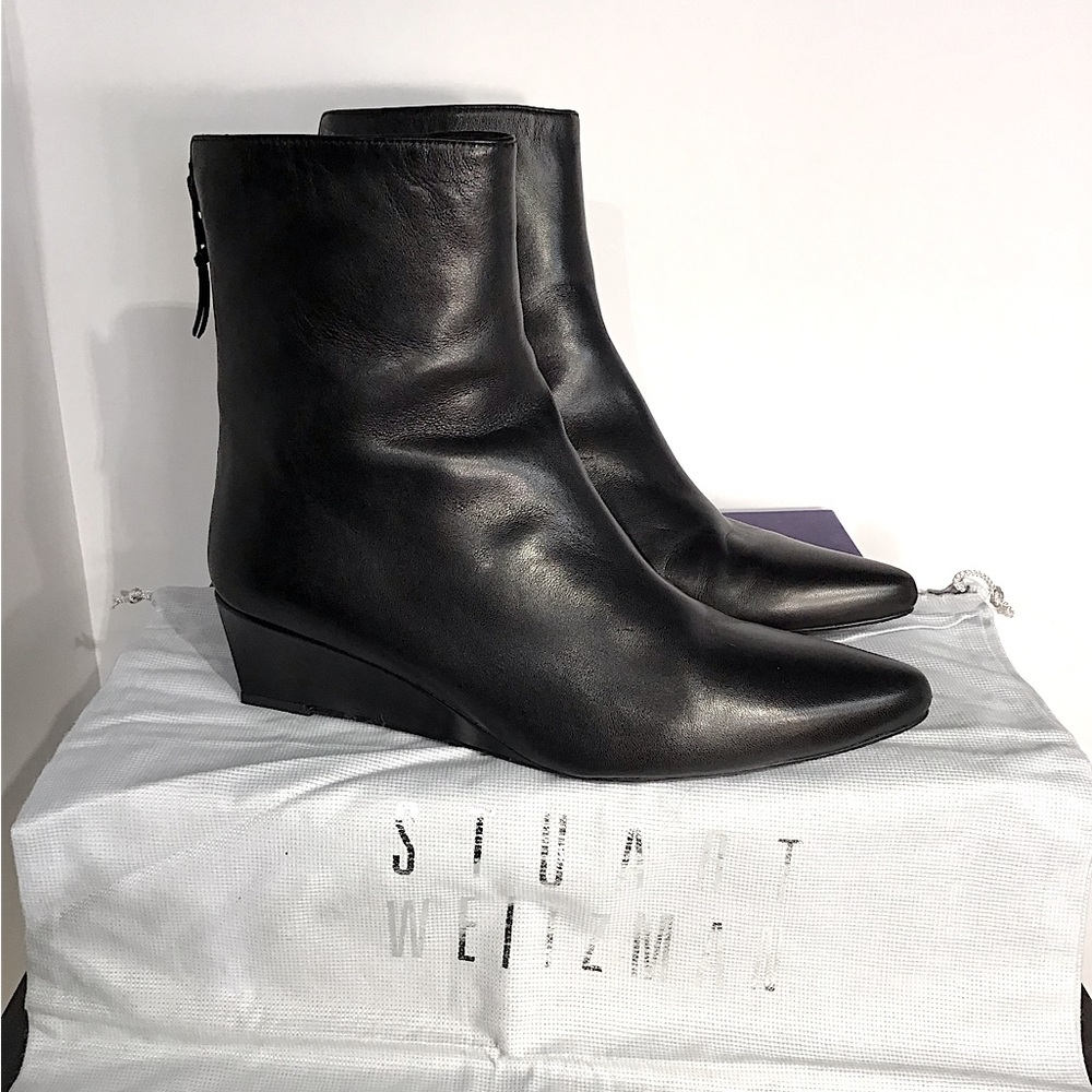 Stuart Weitzman Fineline Black Boots Sz7